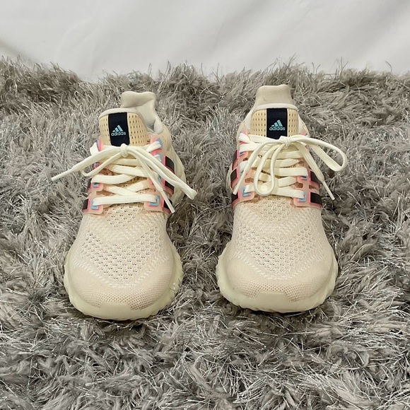 EUC Adidas Women’s Ultraboost Web DNA Sneaker
